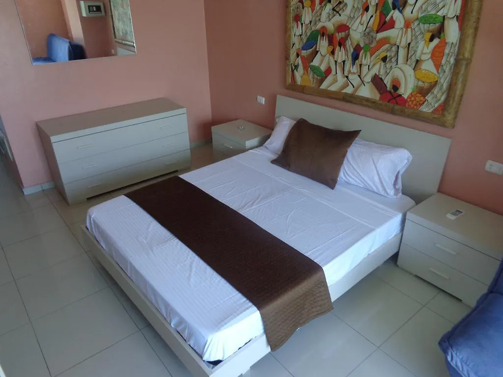 Rig Hotel Plaza Venecia Boca Chica Gæstehus